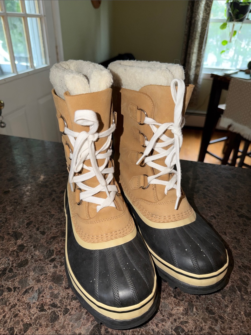 Sorel Women's Tan and Black Winter Lace-Up Rubber Boots 9